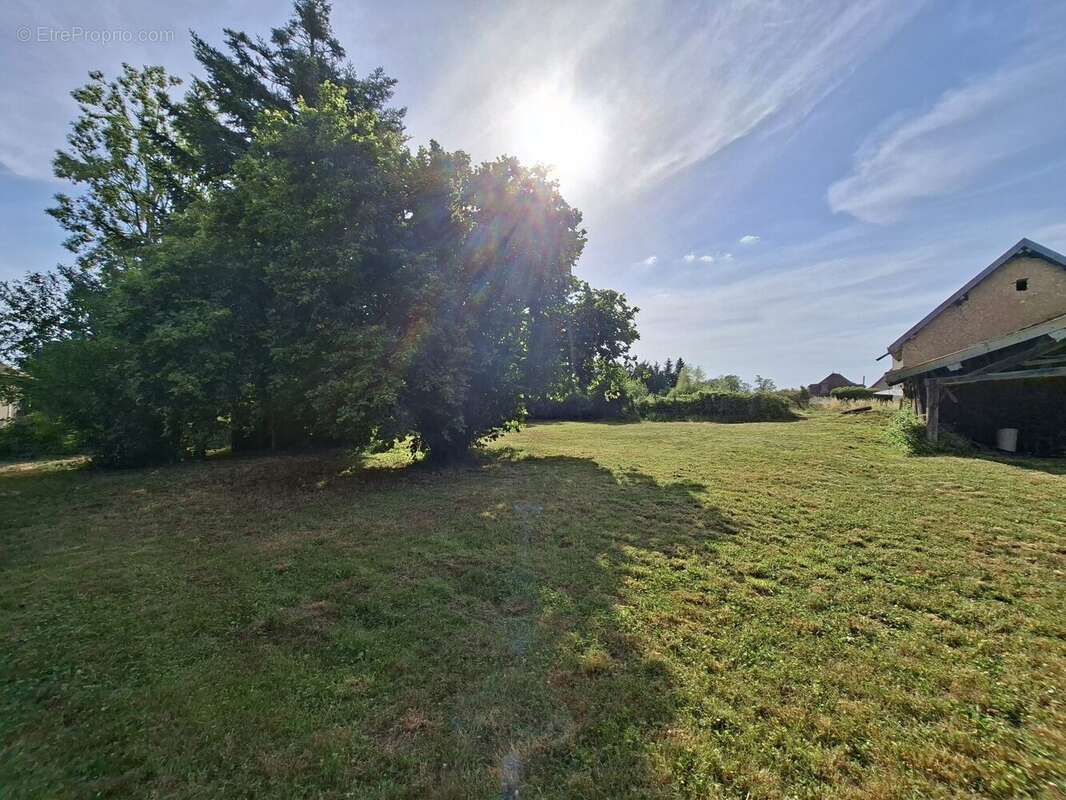 Maison 300 m² à Valleroy  - photo 6