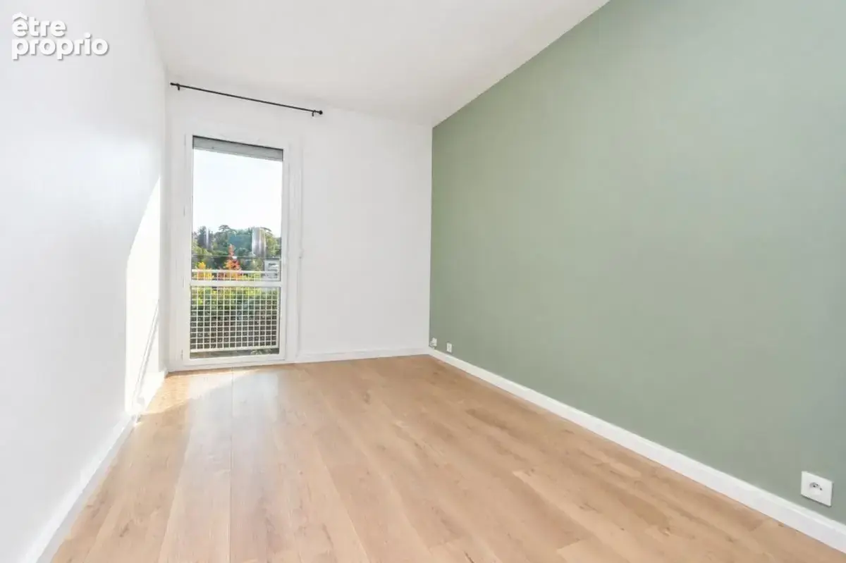 Sceaux - 8 min rer sceaux - 4p - 65,36 m² - balcon - 4e et dernier etage -  cave - box et parking libre dans residence fermee - photo 10