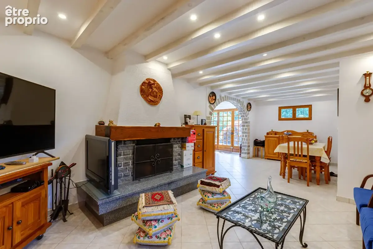 Maison Yvoire 4 pièces 100,50 m² sur 1180 m² de terrain avec piscine. - photo 8