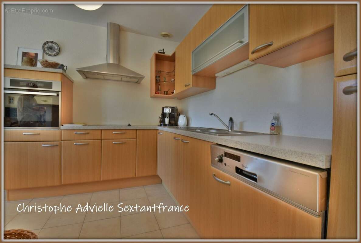 Ensemble immobilier, maison d'habitation, local commercial et gîtes sur 9127 M2 - photo 11