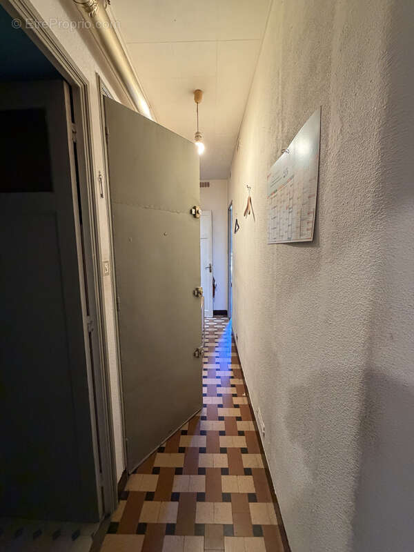 Appartement à MARSEILLE-5E