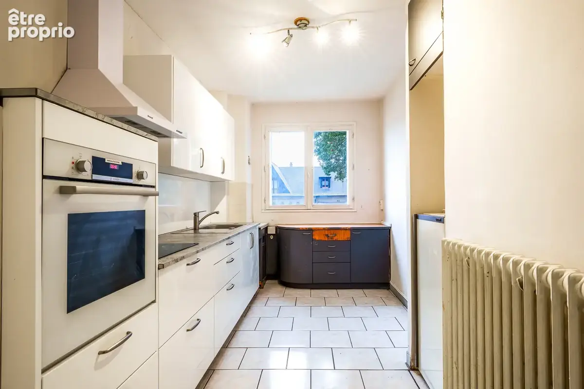 Exclusivite appartement rez de chaussee trois chambres residence la marbelliere joue les tours - photo 6
