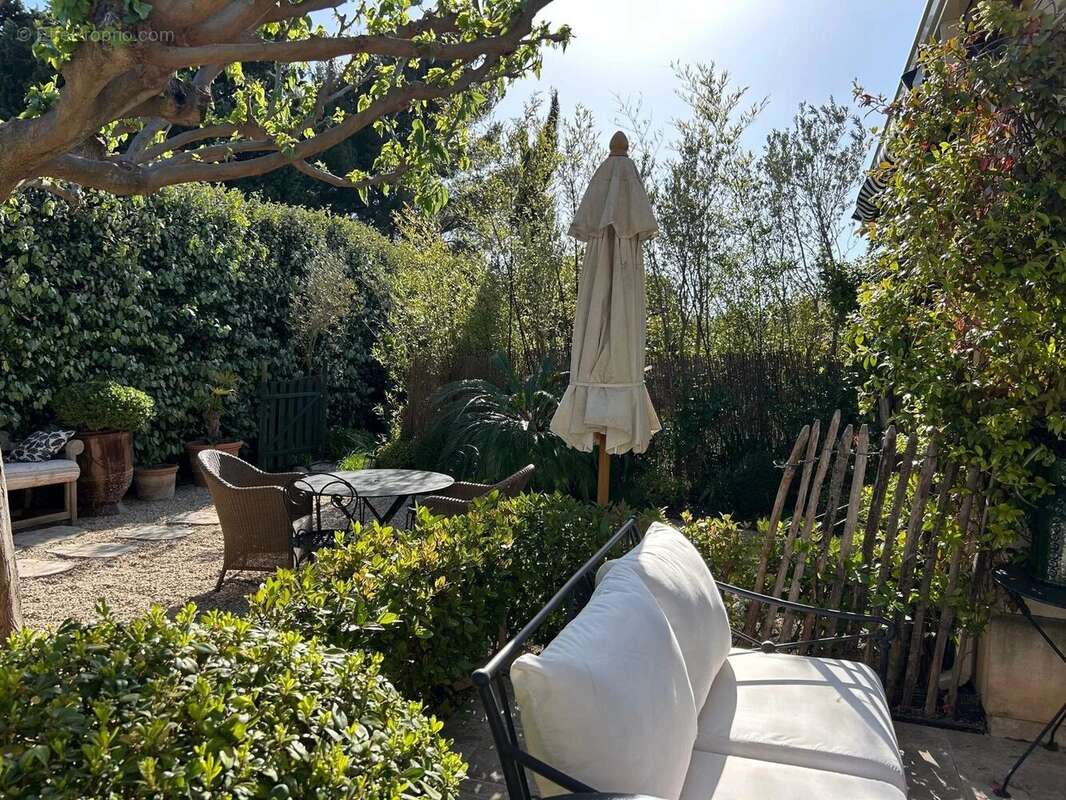 Maison à MAUSSANE-LES-ALPILLES