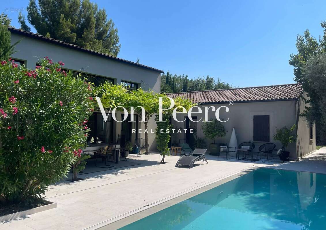 Maison à SAINT-REMY-DE-PROVENCE