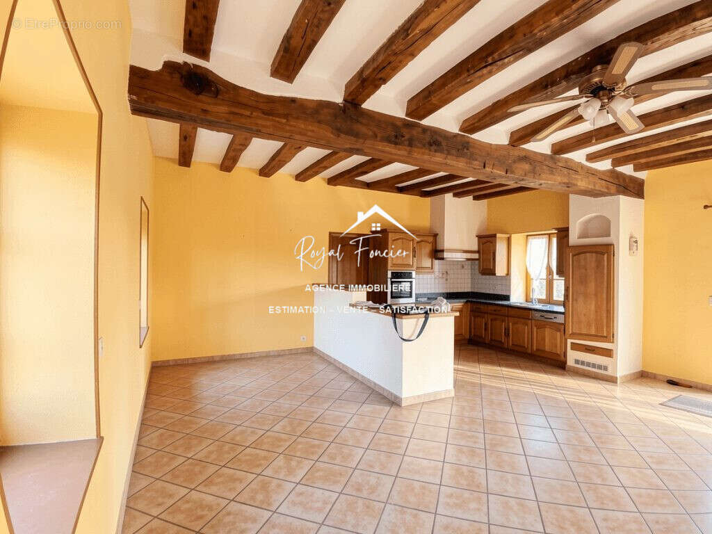Maison à CHARNIZAY