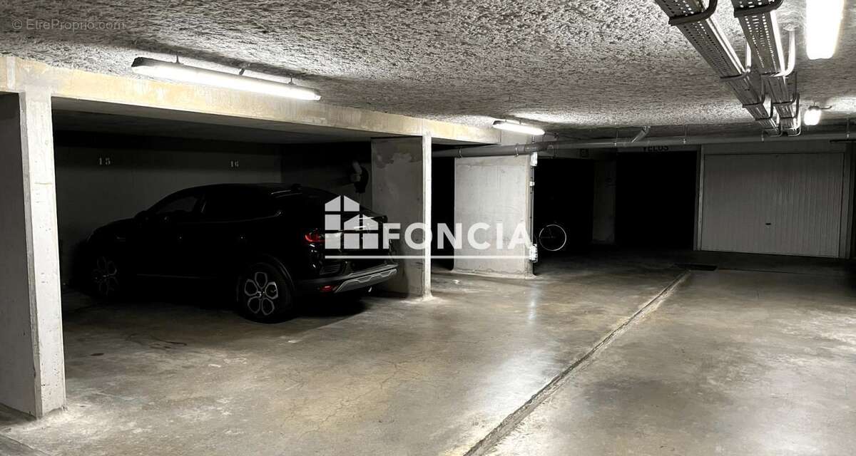 Appartement à BORMES-LES-MIMOSAS