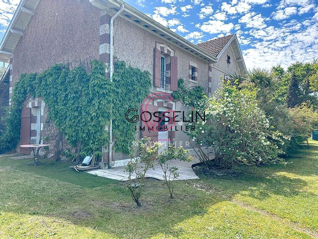 Maison à SAINT-PAUL-EN-BORN