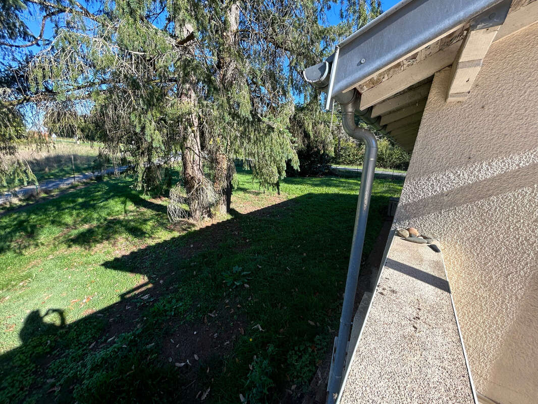 Maison à CHAMPCEVINEL