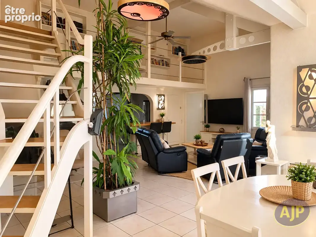 VERTOU, propriété 7 pièces sur 1413 m² de terrain - photo 5
