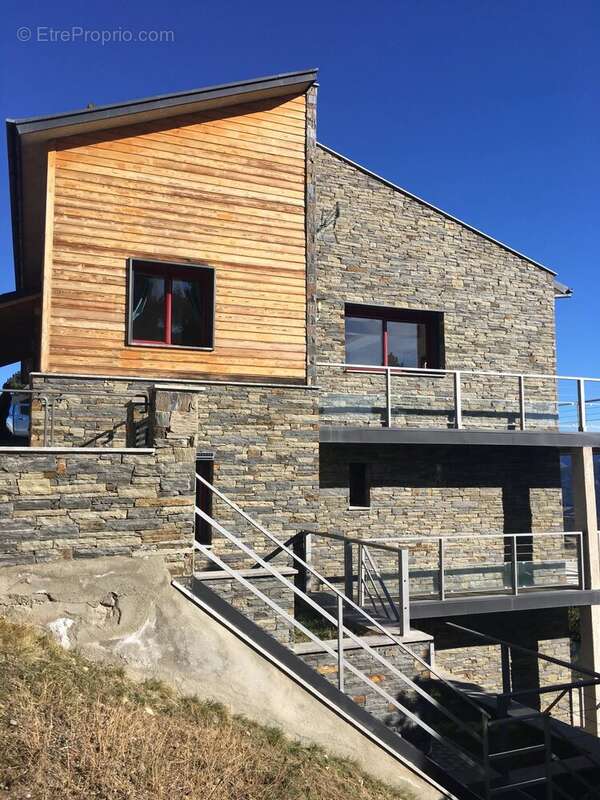 Maison à LES ANGLES