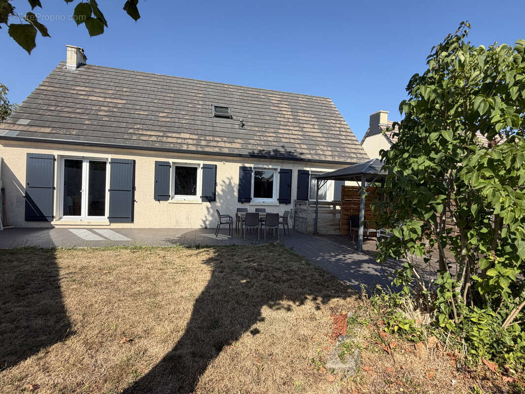 Joli pavillon en bon état, 5 chambres, terrain clos, proche du centre ville - photo 22