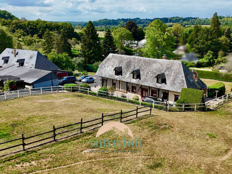 Maison à PONT-L'EVEQUE
