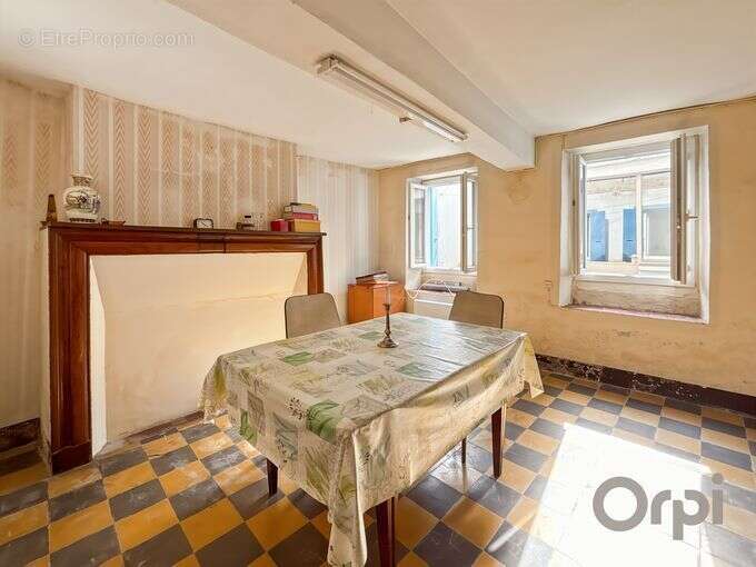 Maison à vendre dans le centre historique de Fleurance avec cour extérieure - photo 3