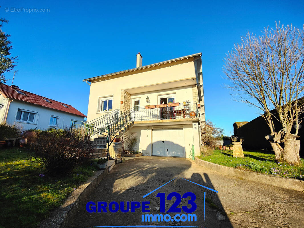 Maison à BONNARD