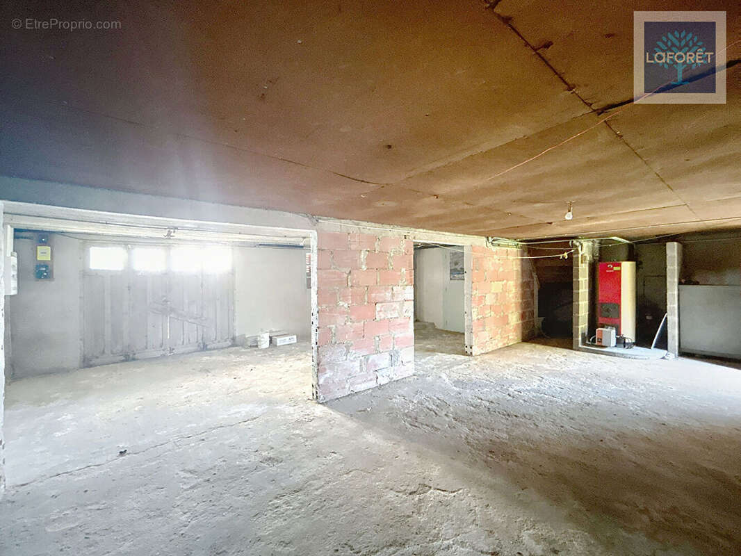 Maison proche toutes commodités, 3 chambres, garage et jardin clos - photo 3