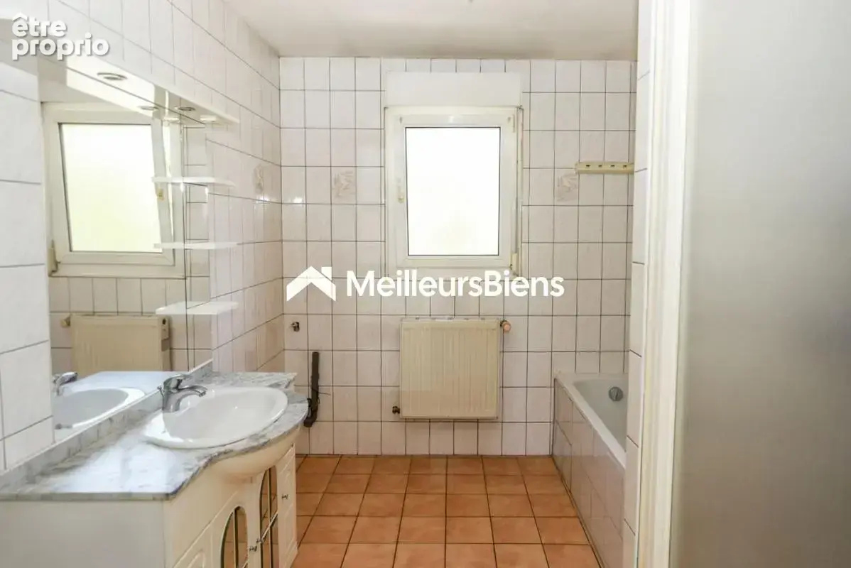 Maison 5 pièces 110 m² à Talange avec garage - photo 7