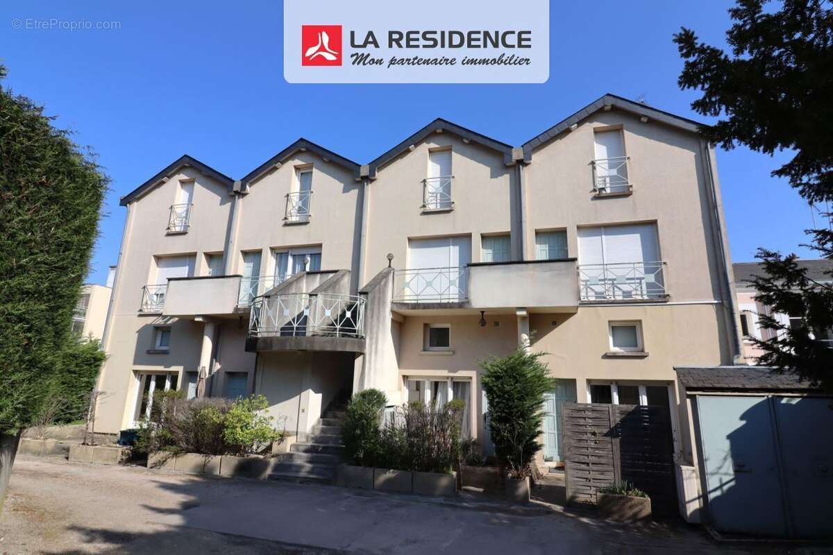 Appartement à VERSAILLES