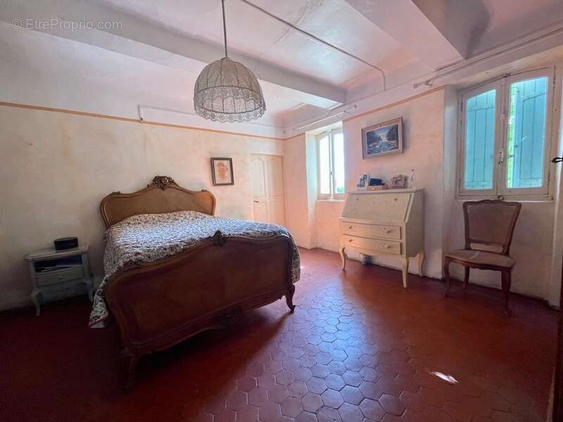Maison à ROUSSILLON