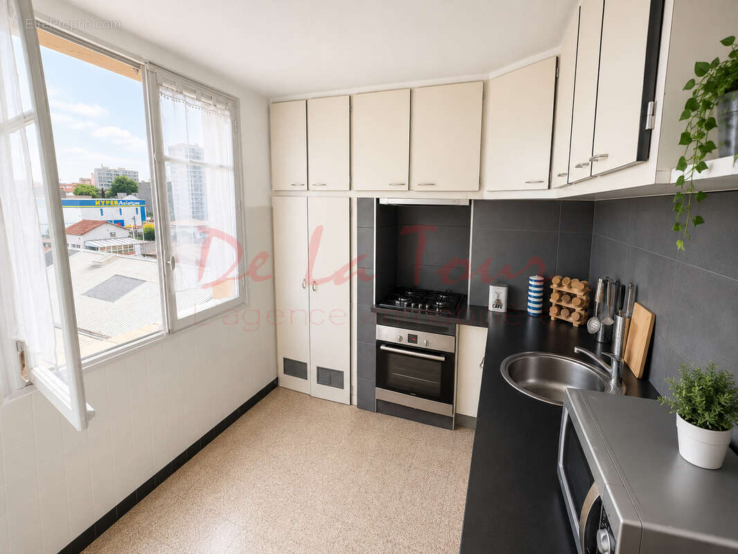 Appartement à MARSEILLE-14E