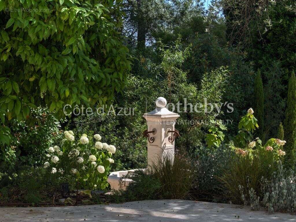 Maison à MOUGINS