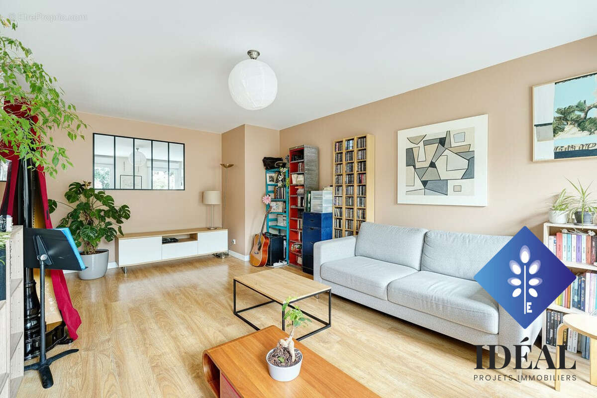 Appartement 60 m² à Montreuil  - photo 2