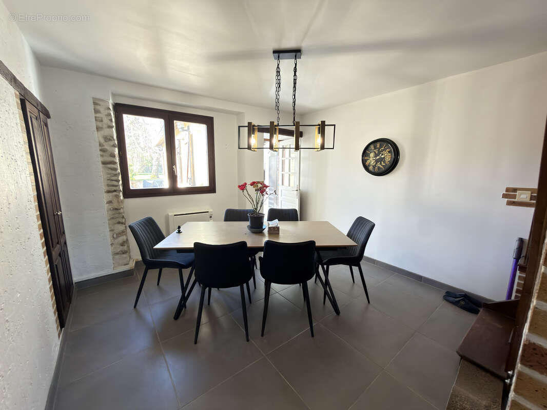 Maison à AUNEAU