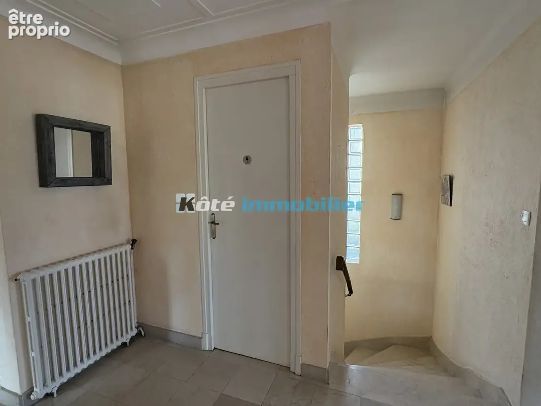 Maison avec cinq chambres et un bureau - photo 12