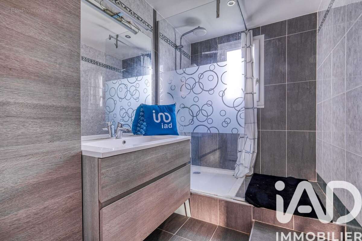 Photo 8 - Maison à VEMARS