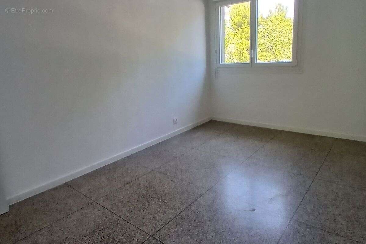 Appartement à MARSEILLE-9E