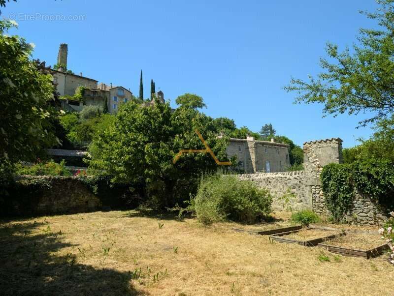 Bourdeaux Maison de village avec jardin - photo 3