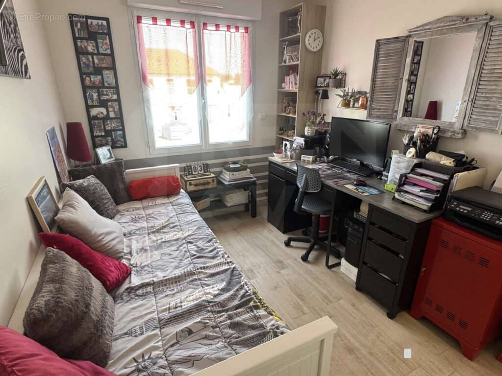 BLÉNEAU (89220) - Maison 4 pièces 87 m2 - 1803 m2 de terrain - photo 10