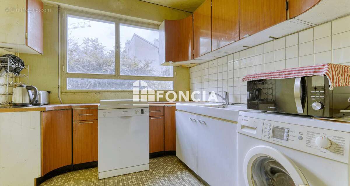 Appartement à ISSY-LES-MOULINEAUX