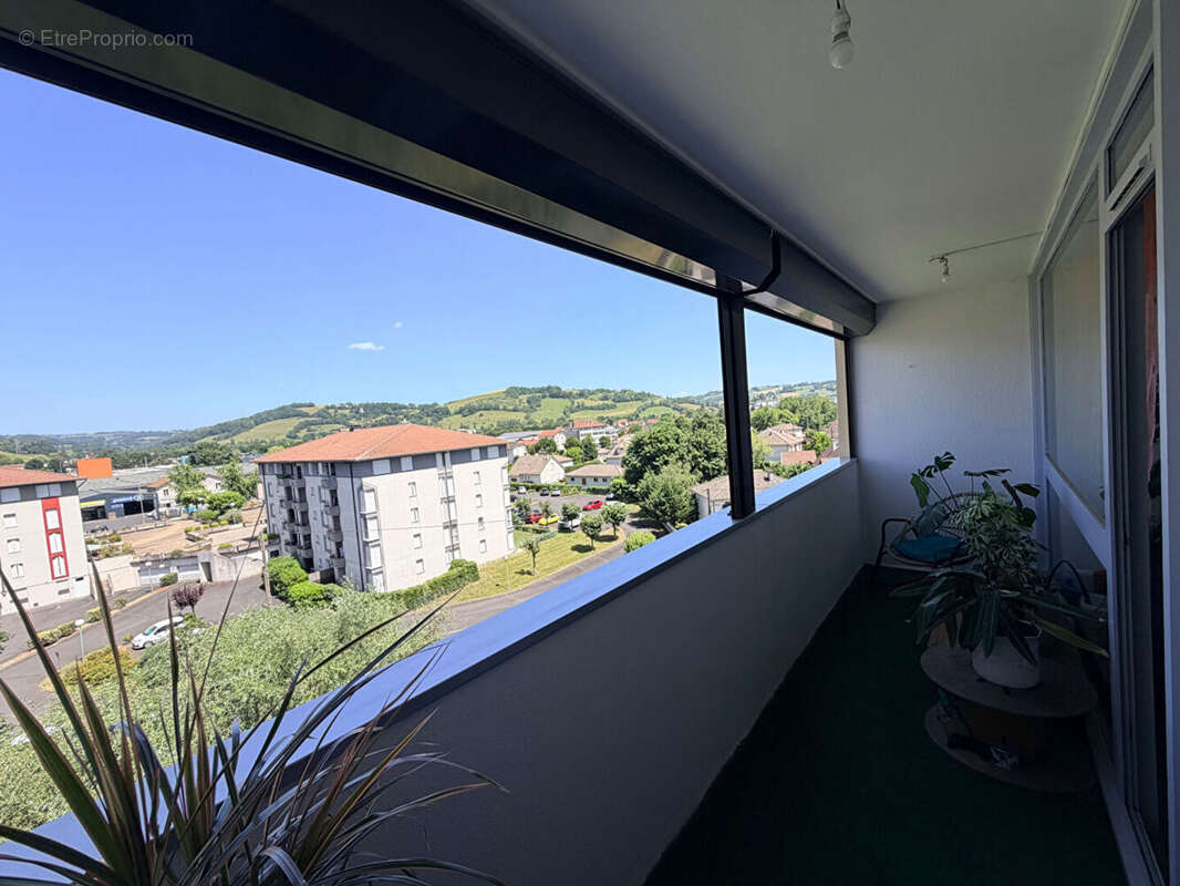 Appartement Aurillac de type 3 au dernier étage avec ascenseur et stationnement - photo 7