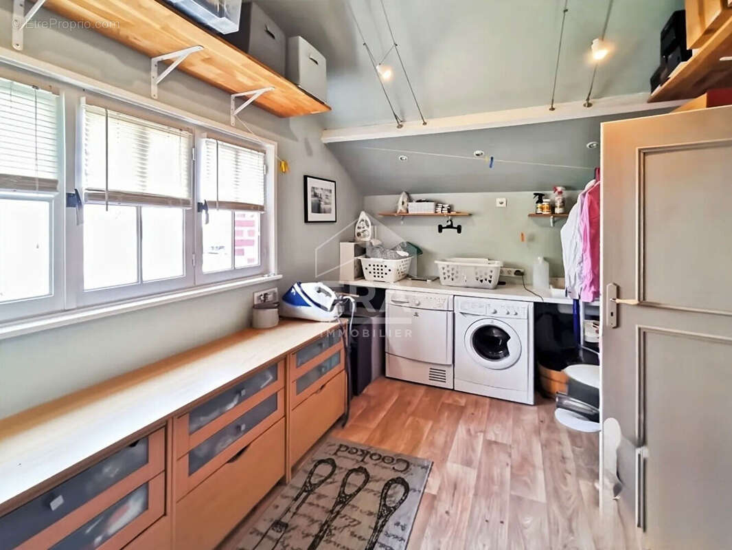 Maison à COMBS-LA-VILLE