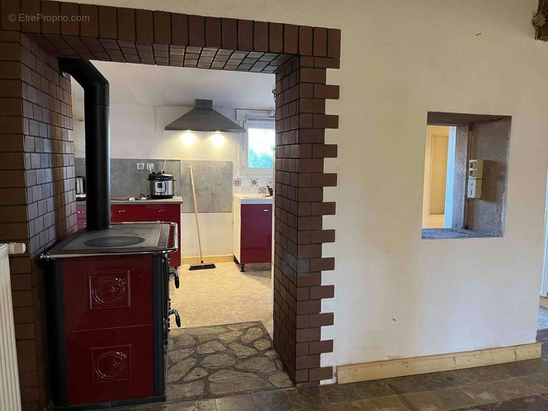 Maison à SAVIGNY-SUR-SEILLE