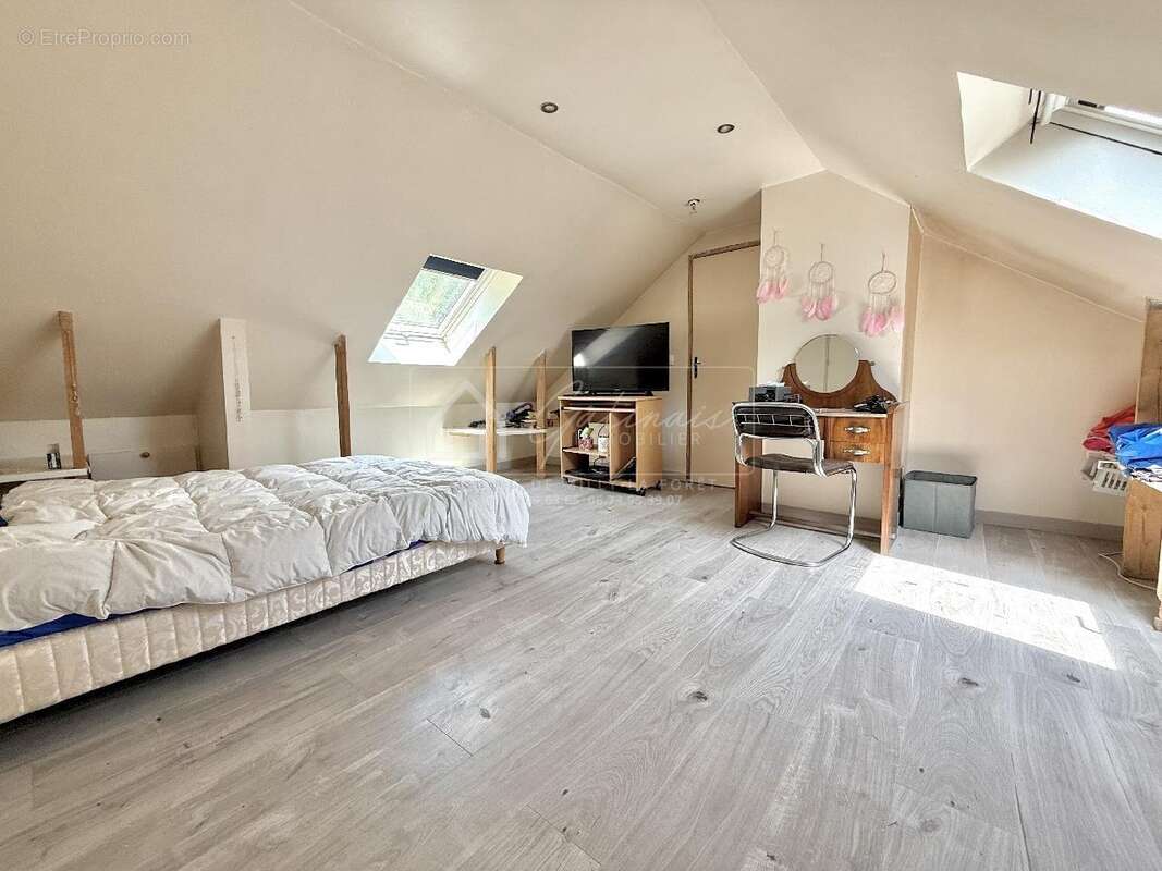 Maison à SOISY-SUR-ECOLE