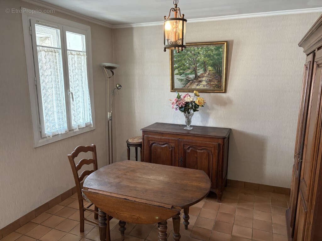 Maison à ARNAC-POMPADOUR