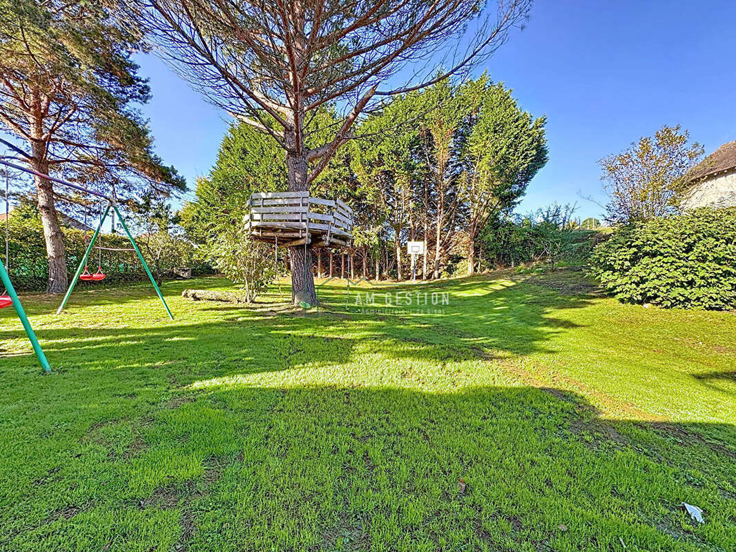 Maison à AIXE-SUR-VIENNE