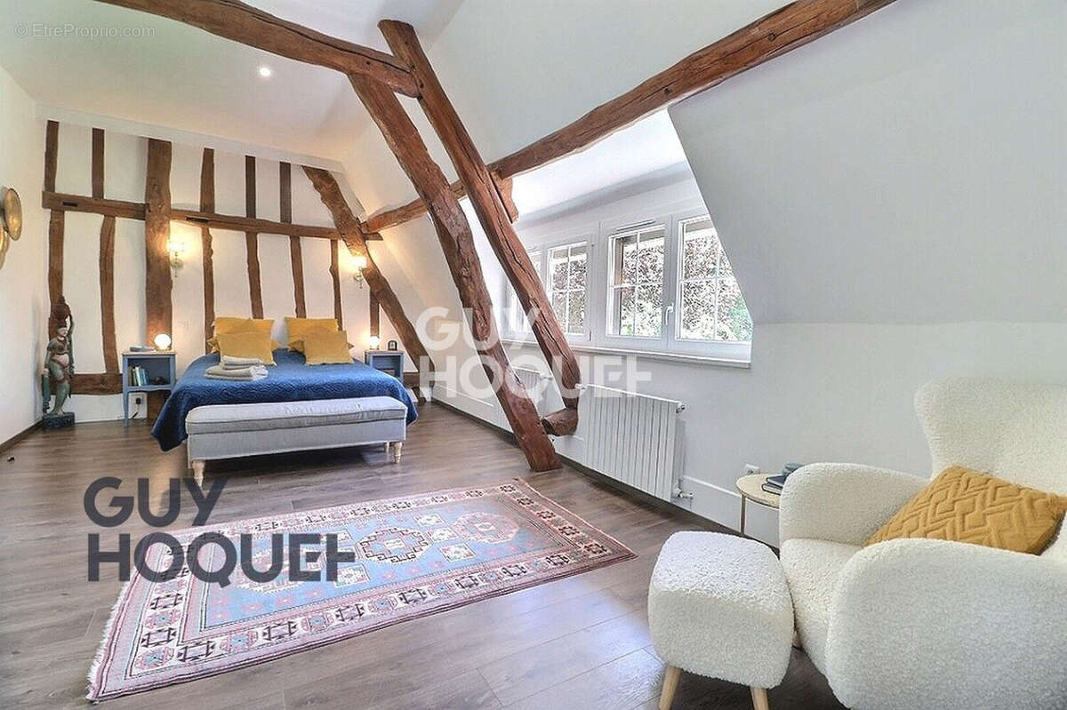 Maison à BOURGTHEROULDE-INFREVILLE
