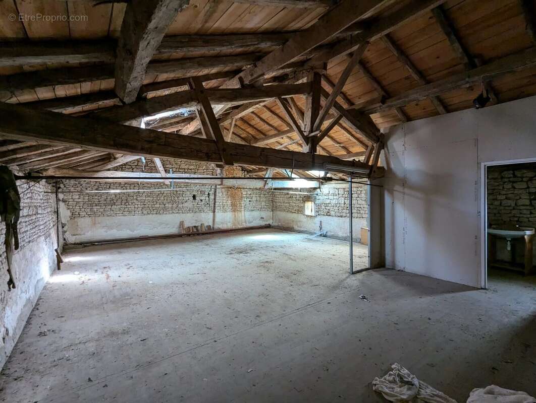 Maison à MONTJEAN
