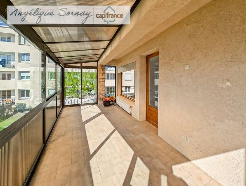 Maison à LONS-LE-SAUNIER