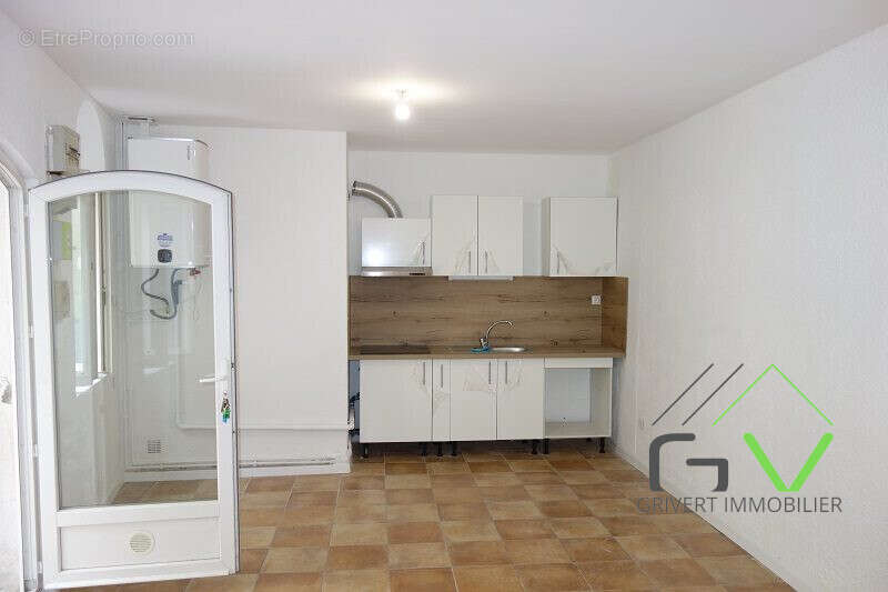 Appartement 3 pièces - Appartement à NIMES