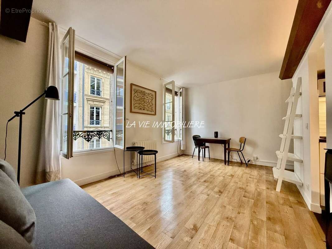Appartement à PARIS-6E
