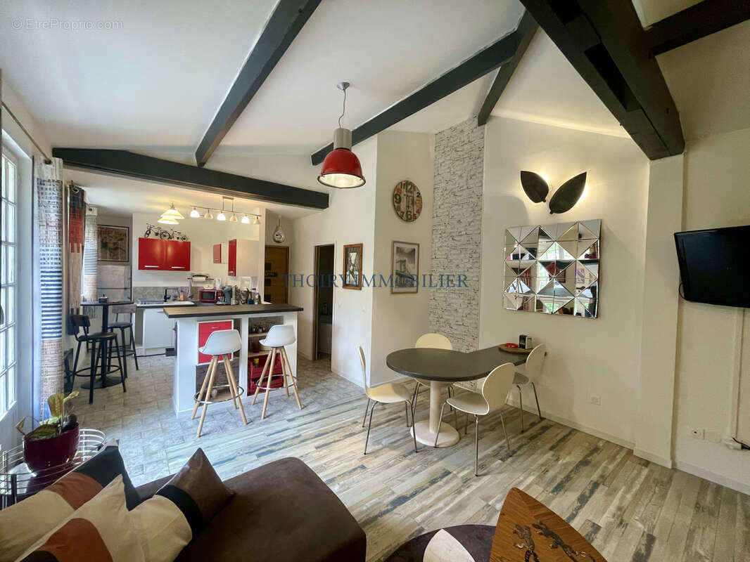 Maison à MAULE