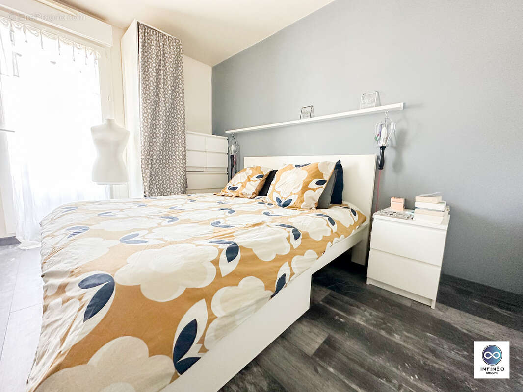 Appartement à SAINTE-GENEVIEVE-DES-BOIS