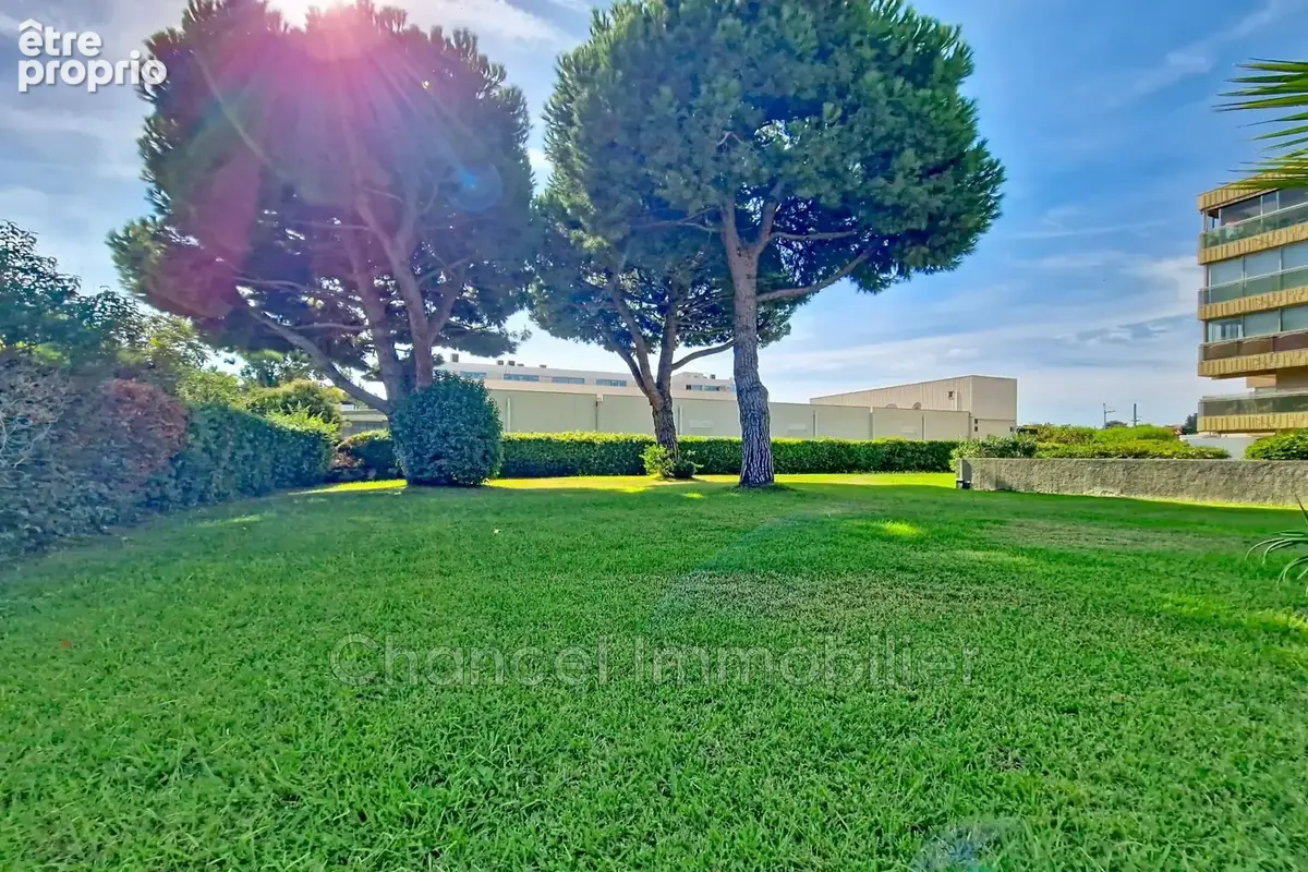 Appartement 1 pièce 22 m² à vendre à Saint-Laurent-Du-Var (06700) - photo 8