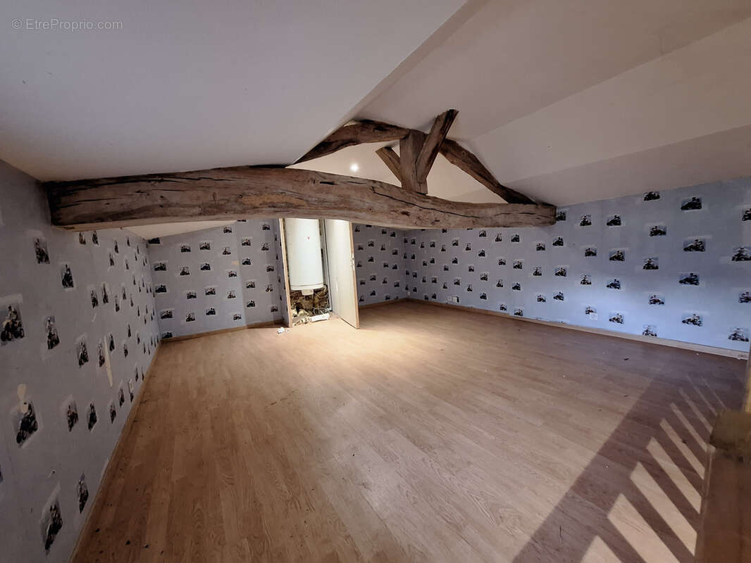 Maison à LA COURONNE