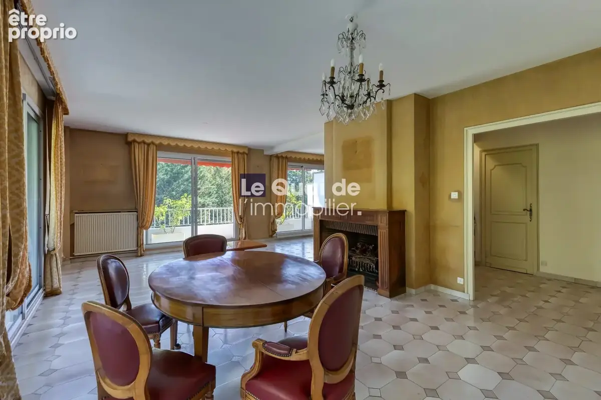 Appartement 4 pièces 138 m² à vendre à Meylan (38240) - photo 3