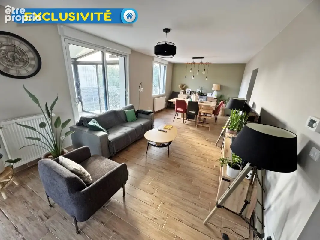 EXCLUSIVITE ! Maison rénovée d'environ 115 m2 avec 4 chambres et 1 149 m2 de jardin à Châteauneuf-sur-Loire ! - photo 4