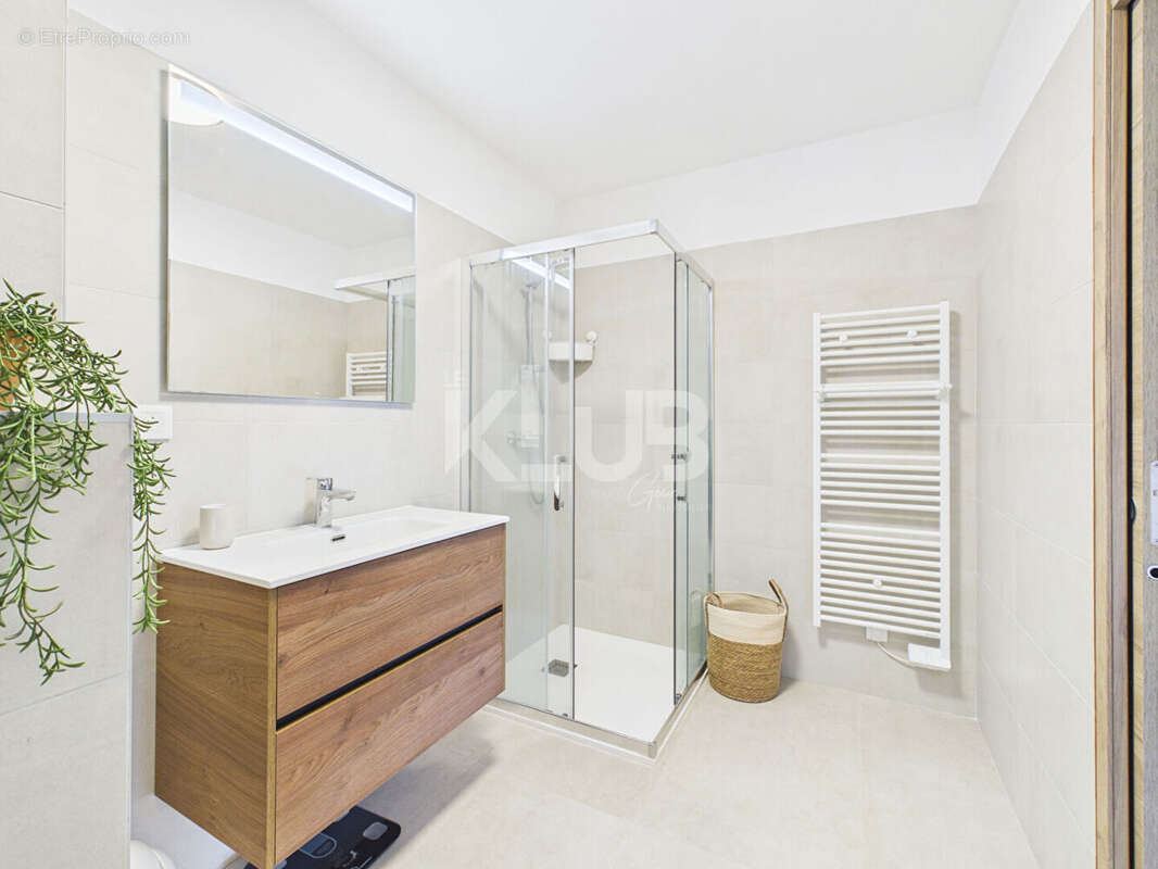 Appartement Bastia 3 pièce(s) 103.5 m2 - photo 12